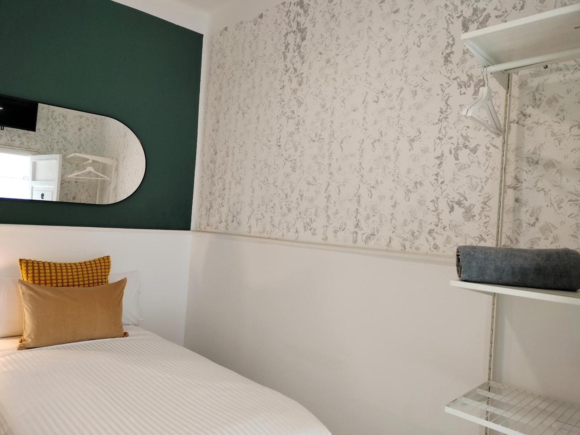 Room27- City Center La Laguna  Pokoj fotografie